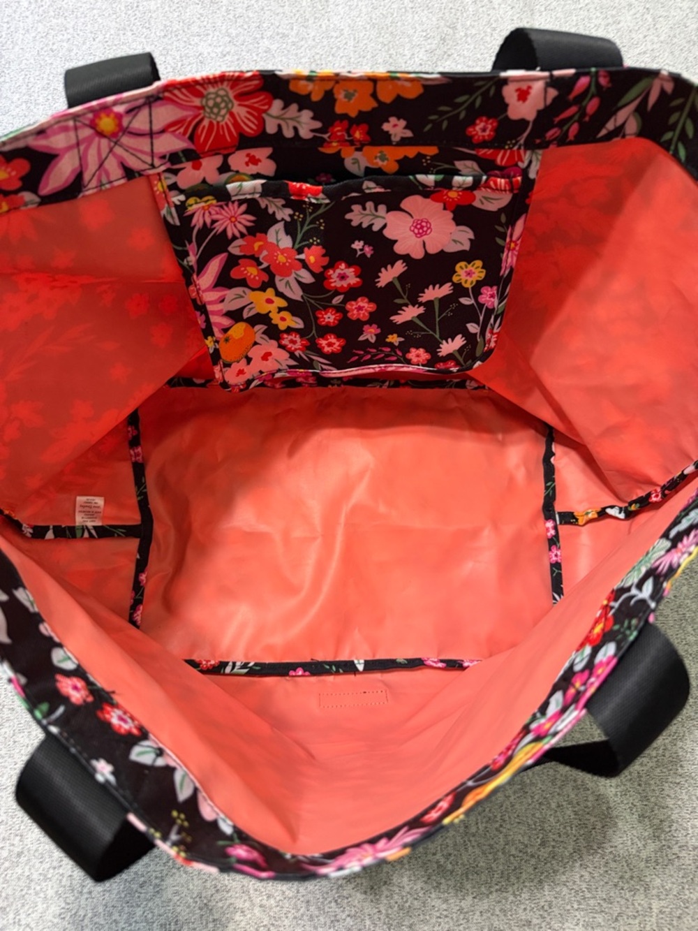 Vera Bradley Tote in Tangerine Twist - Picture 4 of 7